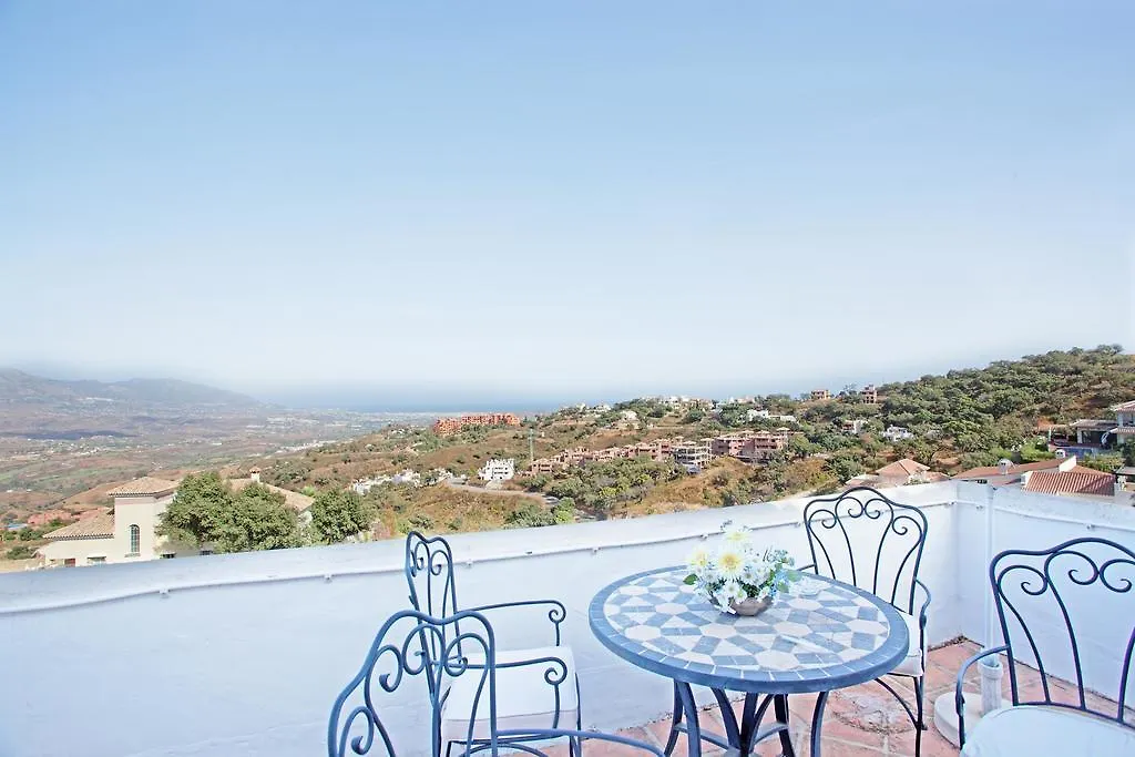 Apartamento Jacarandas La Mairena Marbella